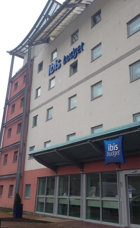 Ibis Budget Newport Exterior photo